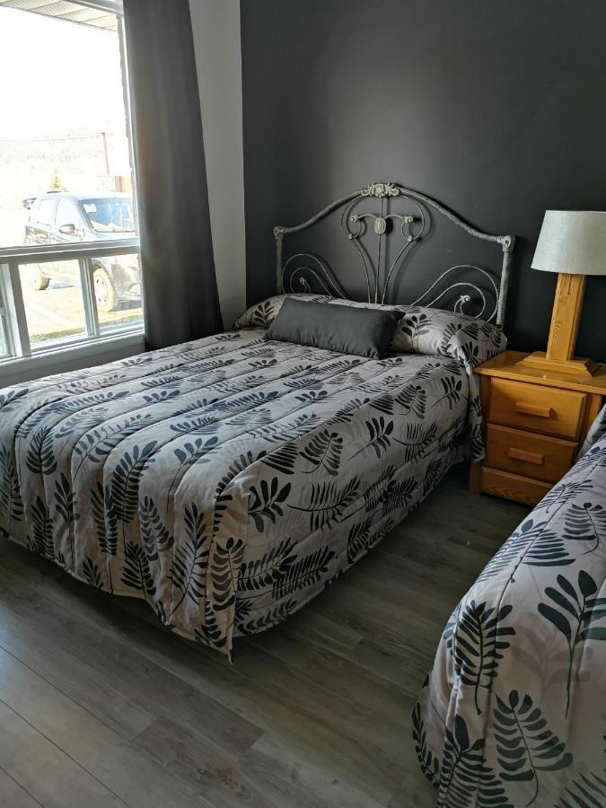 טאדוסאק Motel Chantmartin מראה חיצוני תמונה