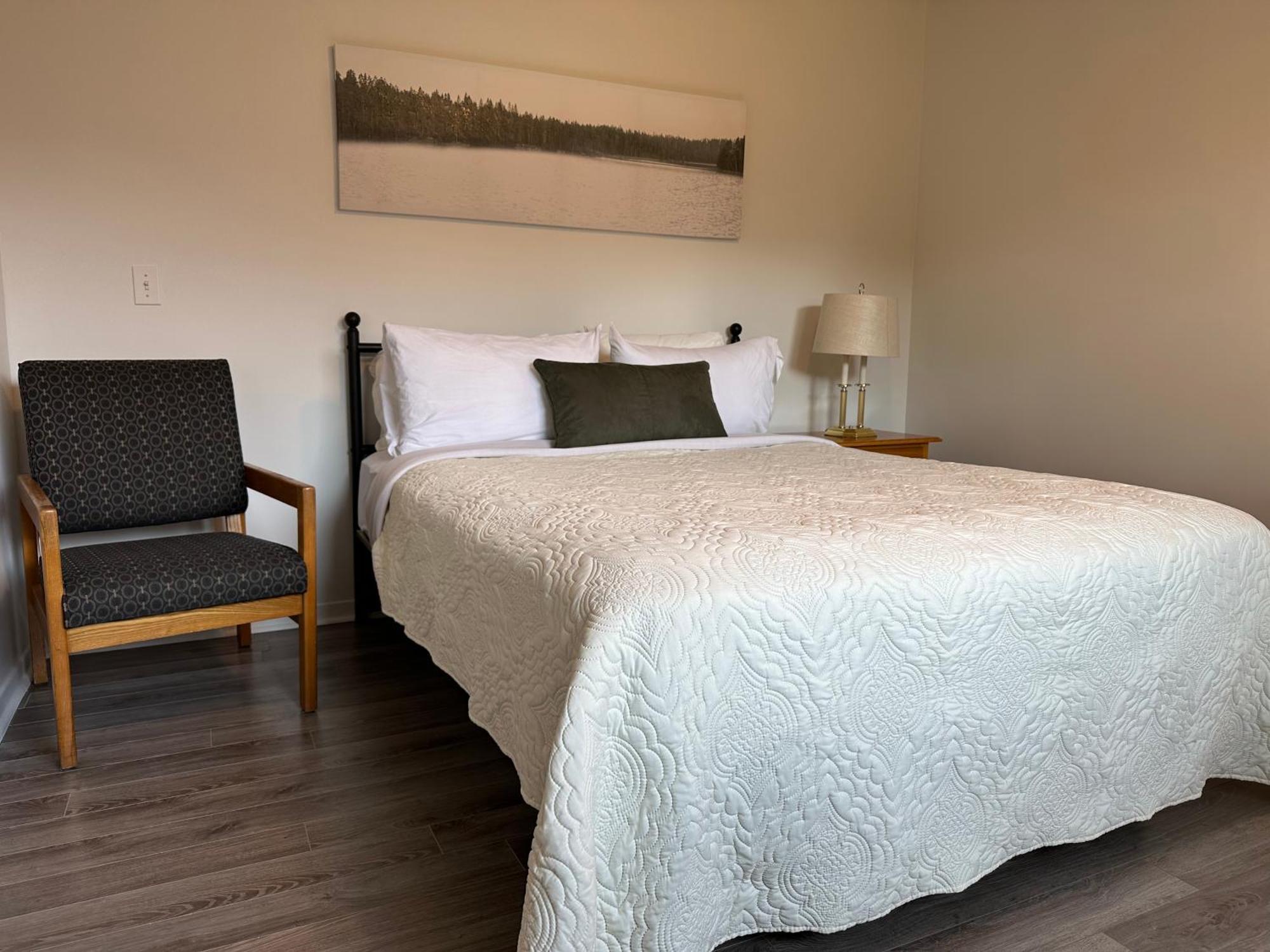 טאדוסאק Motel Chantmartin מראה חיצוני תמונה